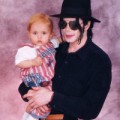Làng sao - Ảnh tình cảm của cha con Michael Jackson
