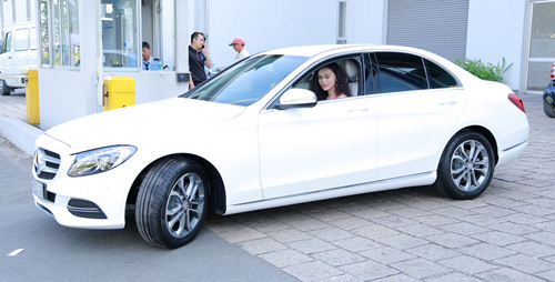 Cao Thùy Linh trắng mịn không tỳ vết - 6