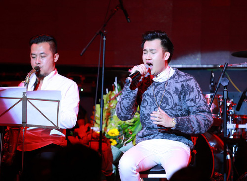 Jennifer Phạm trẻ trung đến chúc mừng Dương Triệu Vũ - 8