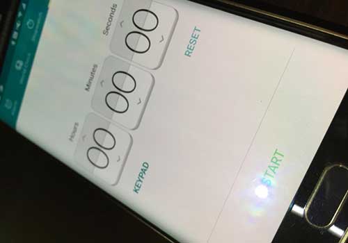 Galaxy S6 Edge mới đập hộp đã bị chết điểm ảnh, xước màn hình - 4