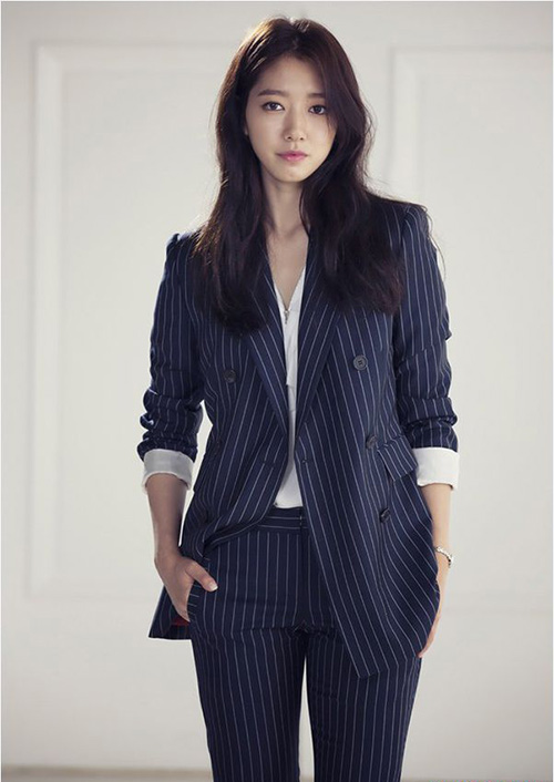Mặc áo blazer mùa hè quot;chấtquot; như sao Hàn - 3