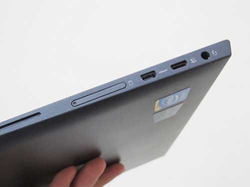 Cận cảnh MIIX 3, tablet “biến hình” của Lenovo - 8