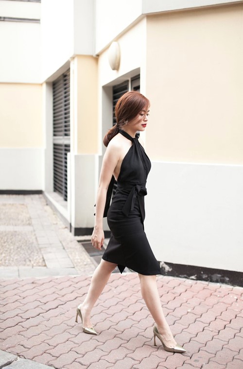 Những khoảnh khắc thanh lịch bất ngờ của Hoàng Thùy Linh - 10