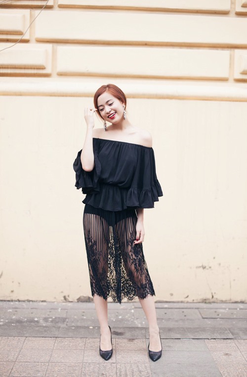 Những khoảnh khắc thanh lịch bất ngờ của Hoàng Thùy Linh - 5