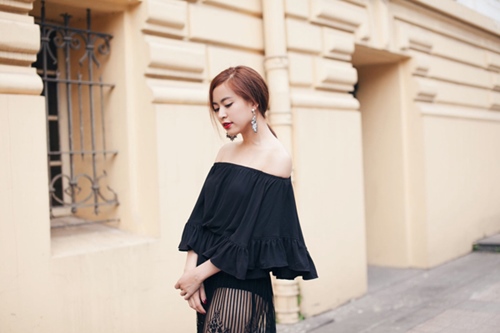 Những khoảnh khắc thanh lịch bất ngờ của Hoàng Thùy Linh - 6