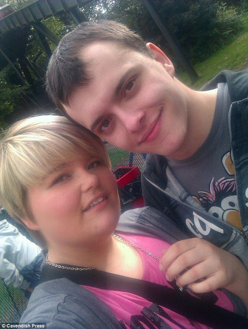 Cô gái giảm 45kg nhờ từ bỏ thói quen xấu - 7