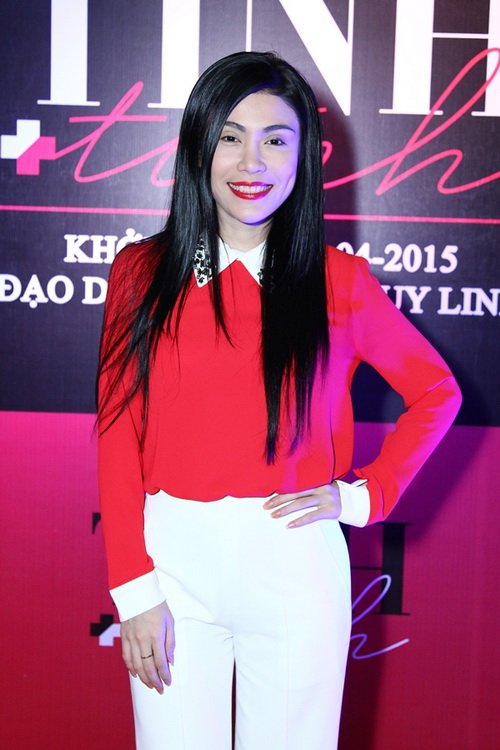 Ưng Hoàng Phúc dẫn bạn gái ủng hộ phim Phước Sang - 14