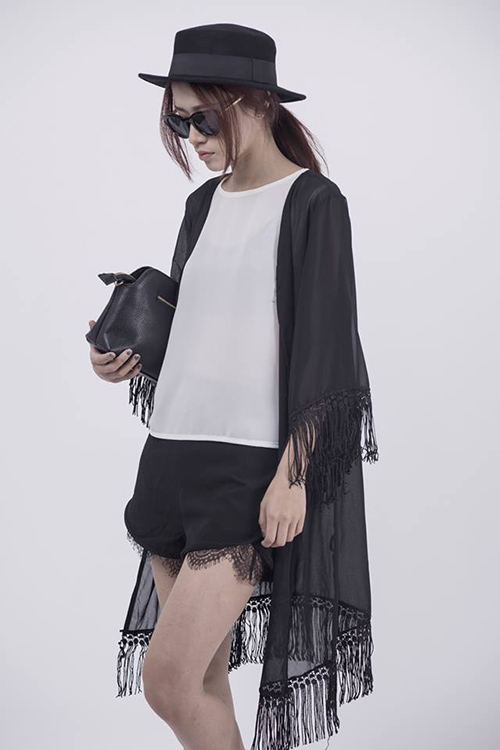 Rẻ đẹp và gợi cảm, áo kimono lại khiến chị em thèm muốn - 2