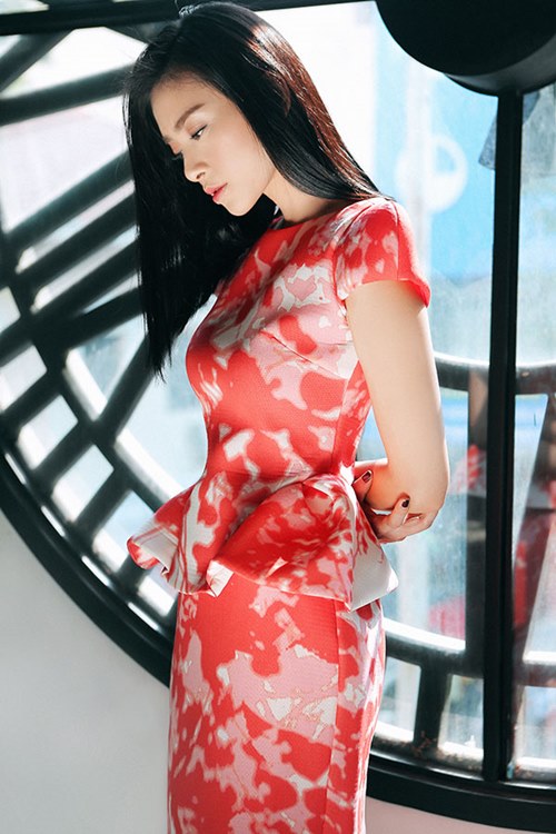 Ngô Thanh Vân độc thân và quyến rũ ở tuổi U40 - 2