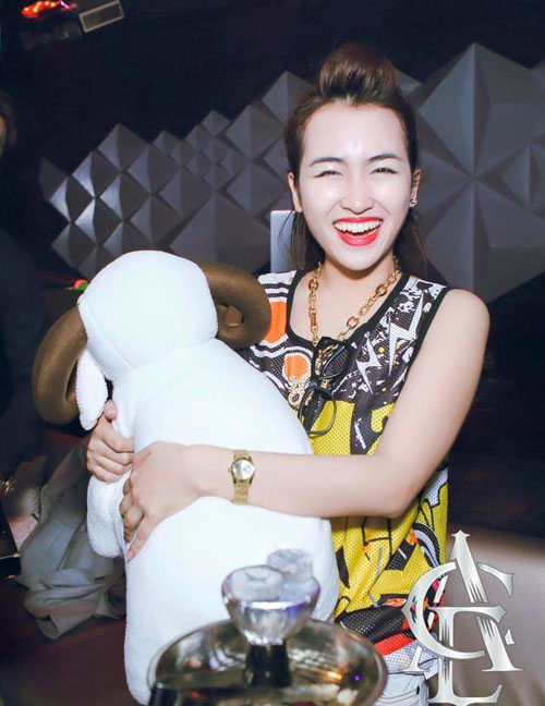 Sao Việt #039;mất điểm#039; vì nụ cười kém duyên - 3