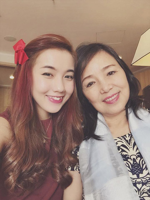 Tuần qua: Sao Việt thi nhau khoe chân dài - 10