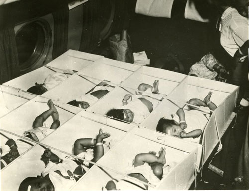 Những hình ảnh về Chiến dịch Không vận trẻ em 1975 - 8