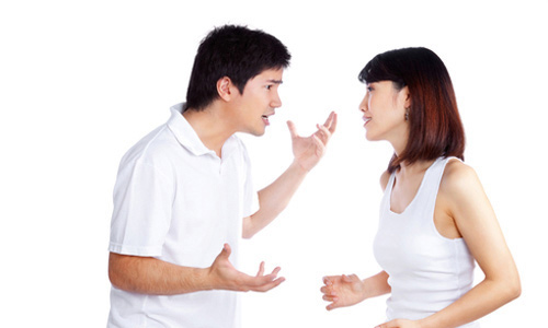 Khổ tâm vì chồng thành kiến với con gái - 1