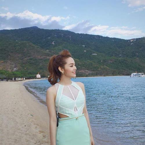 Maya đưa con gái đi chơi cùng bạn bè - 5