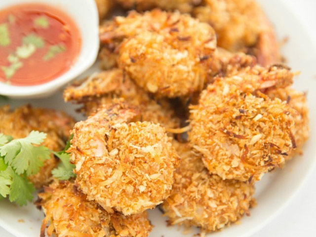 Đổi vị bữa ăn với tôm lăn dừa - 6