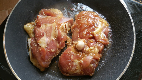 Thịt gà kho nước dừa ngon chưa từng thấy - 3