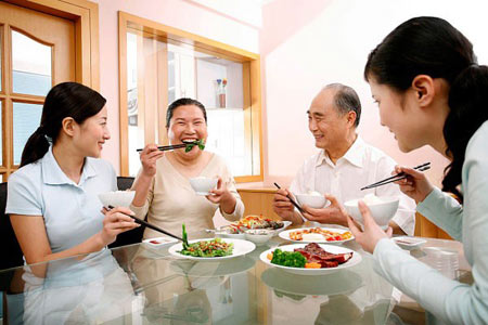 5 điều bạn gái không nên làm trong ngày ra mắt - 1