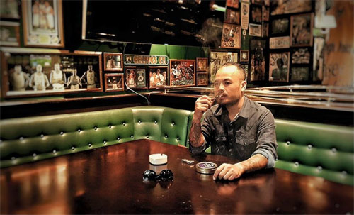 Phan Hiển “hộ tống” Khánh Thi đi xem phim - 16