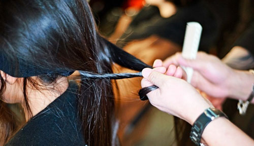 4 cách tạo kiểu tóc đẹp như người mẫu - 10