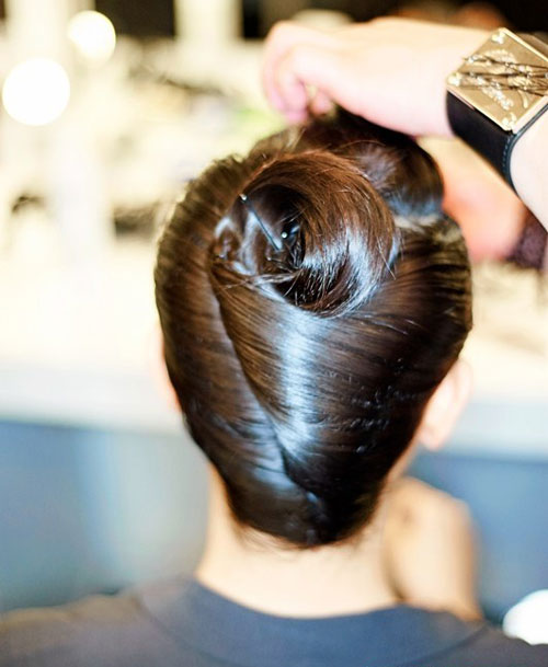 4 cách tạo kiểu tóc đẹp như người mẫu - 14