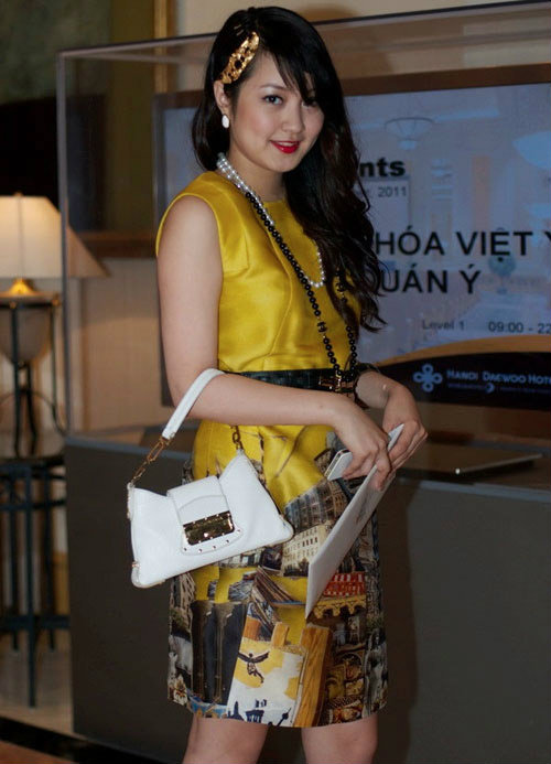 Khi sao Việt #039;eo bánh mỳ#039; vẫn quyến rũ - 8