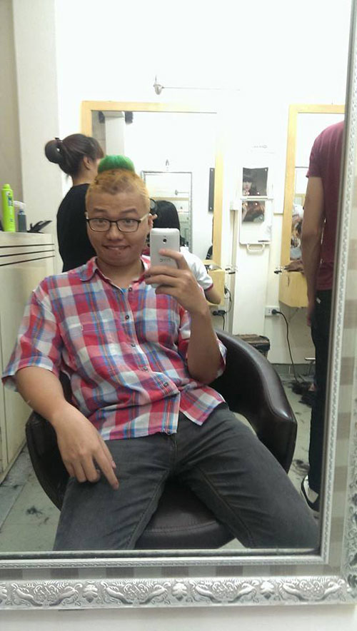 #039;Đắng lòng#039; chàng trai Việt phải cắt tóc hình quả dứa vì #039;trót dại#039; - 6