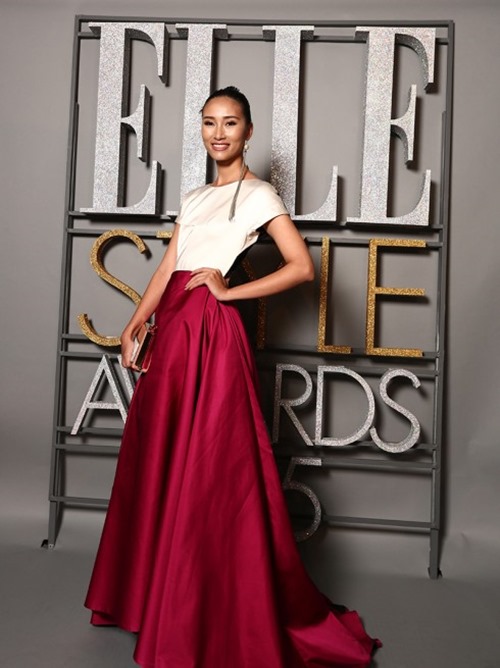 Thanh Hằng thanh lịch tỏa sáng giữa #039;rừng#039; mỹ nhân - 15