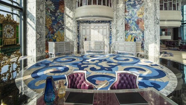 Báo Mỹ hết lời ca tụng khách sạn của nhà vợ Thanh Bùi - 2