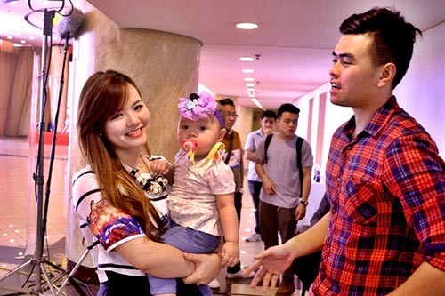 Hotgirl 9x của Vietnam Idol chia sẻ chuyện làm mẹ tuổi 21 - 2