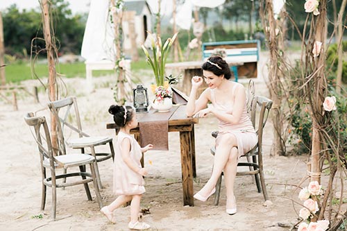 Bộ ảnh khiến quot;mọi bà mẹ muốn có con gáiquot; của MC truyền hình xinh đẹp - 7