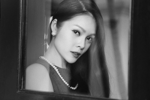 Dương Cẩm Lynh quyến rũ với ảnh trắng đen - 7