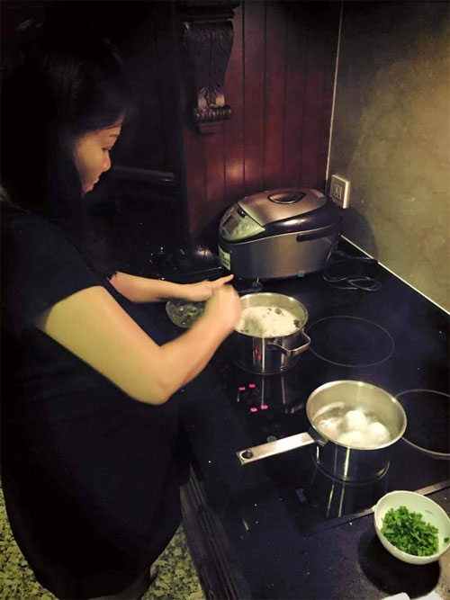 Thu Minh khoe bụng bầu quot;vượt mặtquot; - 2