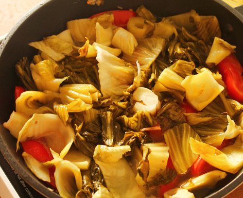 Cá diêu hồng om dưa cải chua - 6