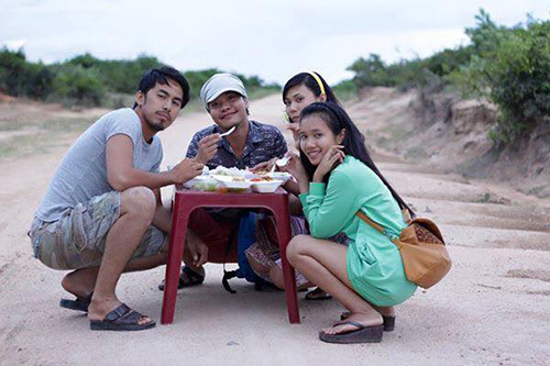 Showbiz Việt tiếc thương trước sự ra đi của Duy Nhân - 4