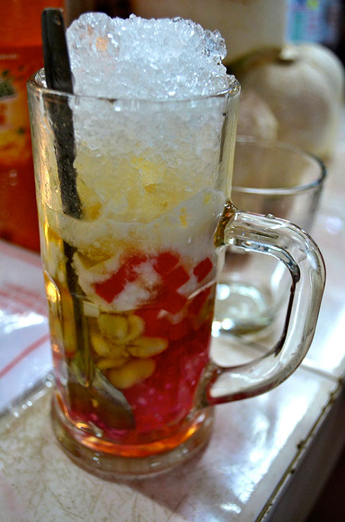 Hàng chè ngon 40 năm tuổi ở chợ Bến Thành - 6