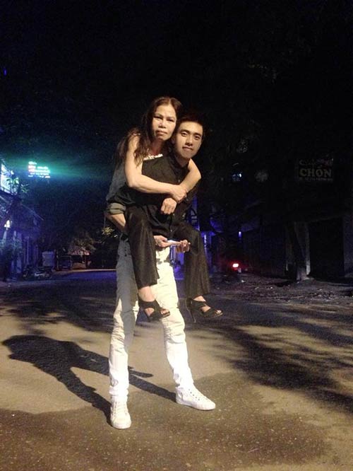 Cười “bò” với tin nhắn của con trai và bà mẹ U55 “bá đạo” - 6