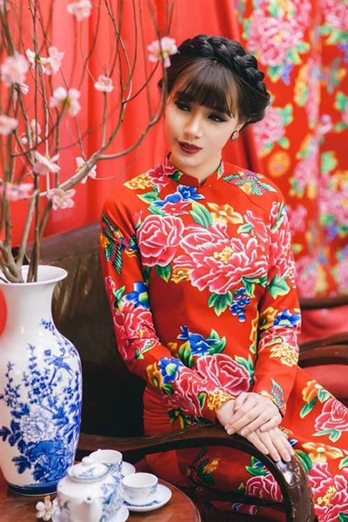 Sao Hoa ngữ mặc váy quot;chăn côngquot; lên thảm đỏ Cannes - 5