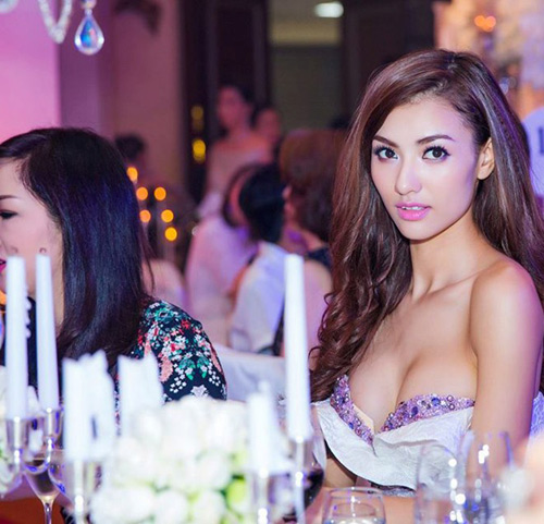 Mãn nhãn ngắm vòng 1 đầy đặn của Hồng Quế sau khi nâng cấp - 10