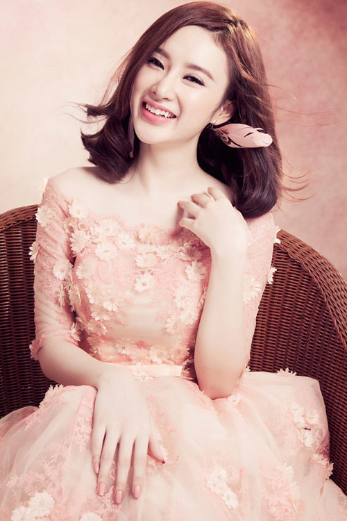 Khen chê quanh thời trang tóc của Angela Phương Trinh - 6