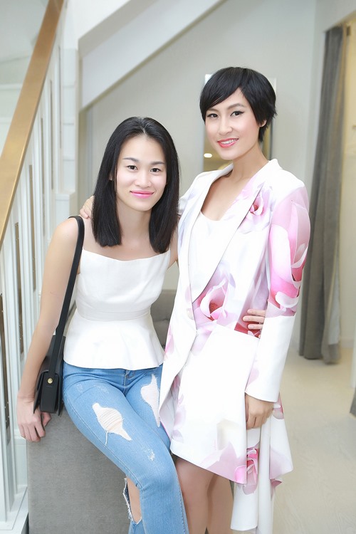 HH Thu Thảo mặc đơn giản vẫn xinh như thiên thần - 17