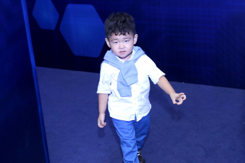 Diệp Bảo Ngọc khoe con trai bụ bẫm, đáng yêu - 6