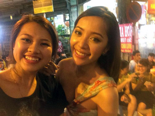 Blogger làm đẹp vui mừng vì được chụp ảnh cùng Michelle Phan - 1