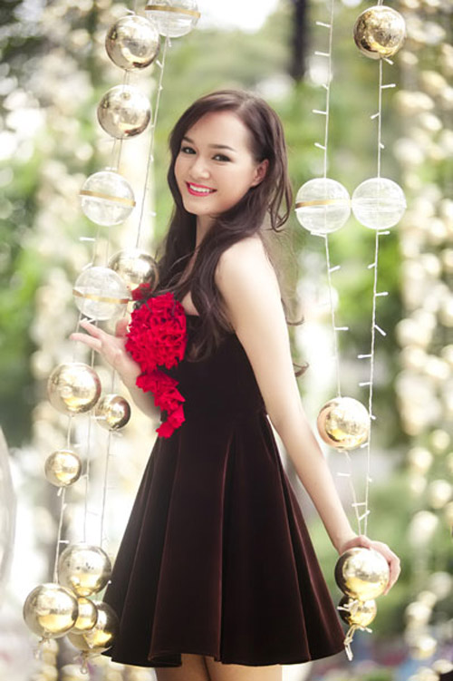 Điểm danh những mỹ nữ trán dô của showbiz Việt - 13