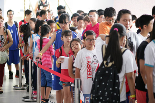 700 học sinh hào hứng tham gia tuyển chọn Jr. NBA 2015 - 1