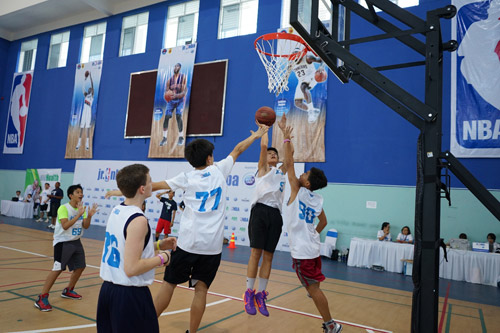 700 học sinh hào hứng tham gia tuyển chọn Jr. NBA 2015 - 4