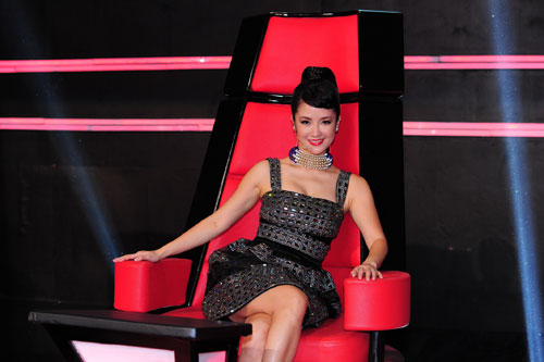 Mỹ Tâm không hề thua kém Hà Hồ trên ghế nóng The Voice - 9