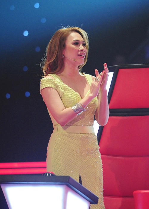 Mỹ Tâm không hề thua kém Hà Hồ trên ghế nóng The Voice - 1
