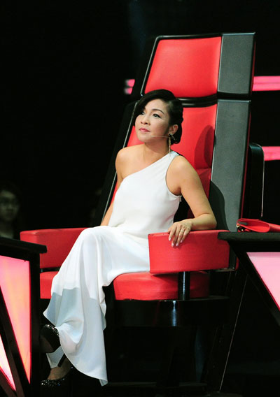 Mỹ Tâm không hề thua kém Hà Hồ trên ghế nóng The Voice - 12
