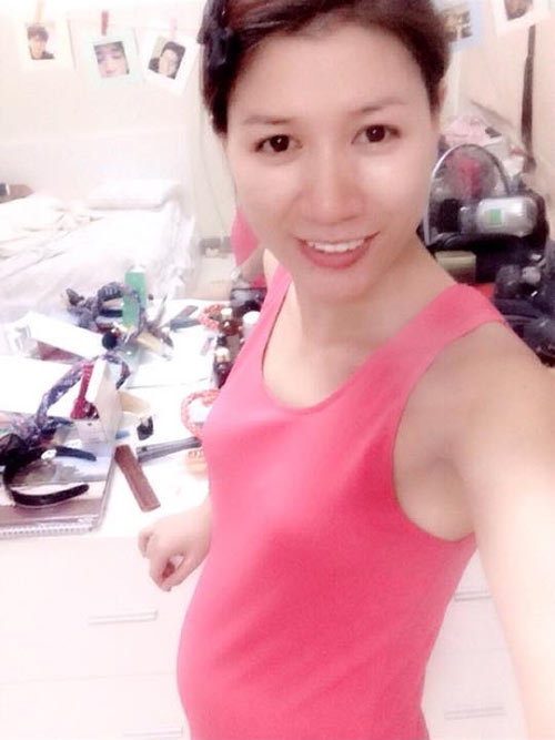 Trang Trần tươi tắn khoe bụng bầu 3 tháng - 1