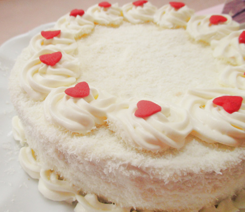 Cách làm bánh gato kem dừa tặng bé - 10